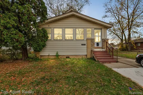 21939 FIRWOOD Avenue, Eastpointe, MI 48021