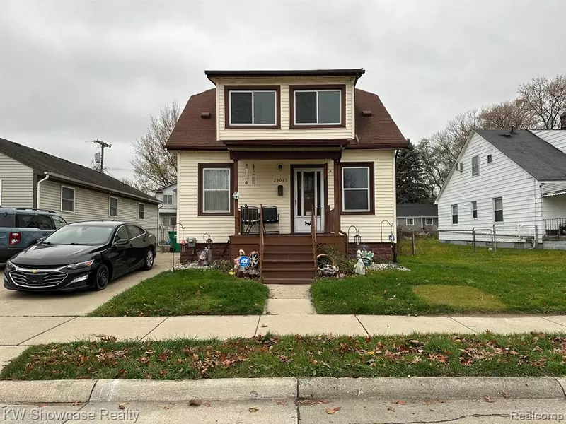 23045 Rein Avenue, Eastpointe, MI 48021