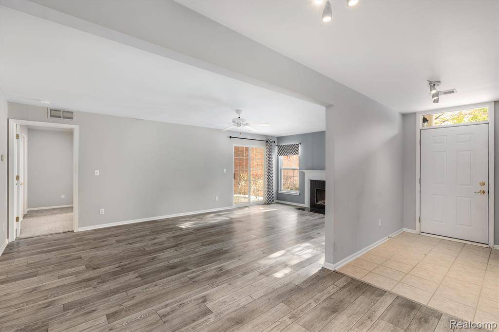 Rochester, MI 48306,3607 TREMONTE N Circle