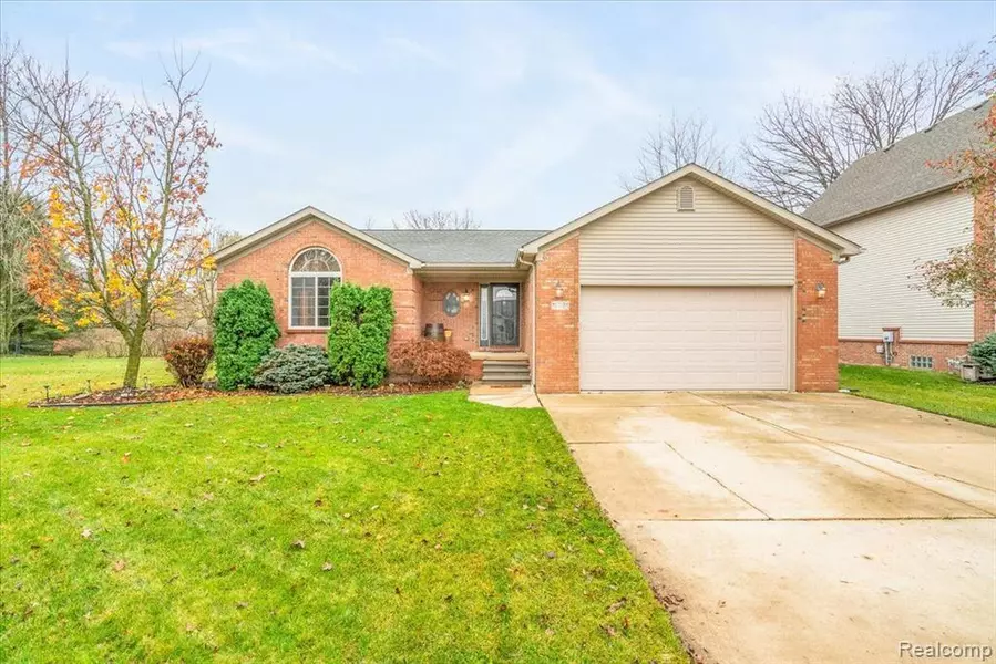 12391 SPENCER Lane, Carleton, MI 48117