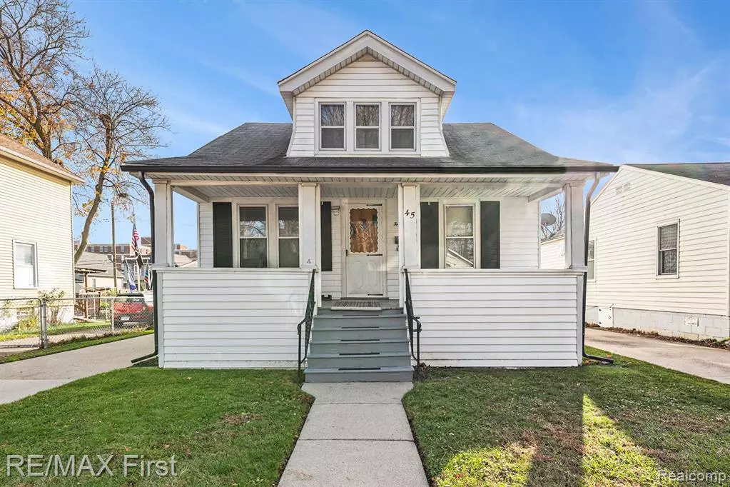 Mount Clemens, MI 48043,45 ENGLEWOOD Street