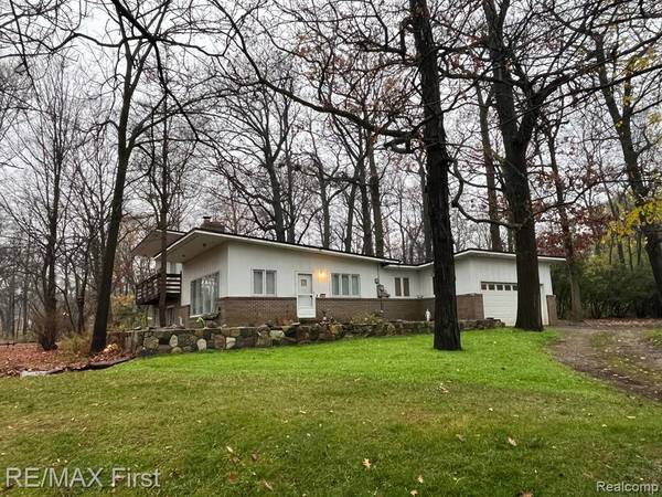 2375 SNELLBROOK Road, Auburn Hills, MI 48326