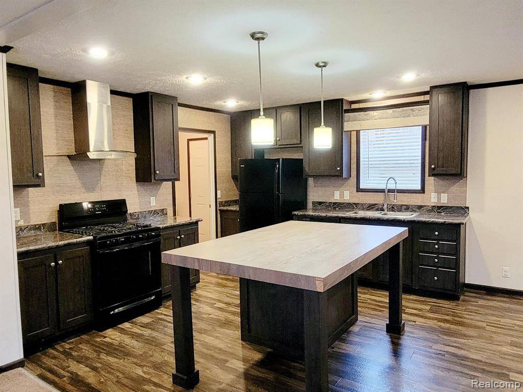 Lennon Vlg, MI 48449,577 Elmtree Lane