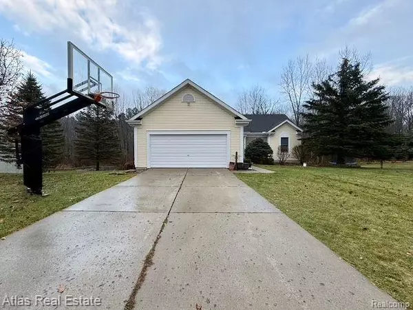 Goodrich Vlg, MI,8221 FOX HOLLOW Road