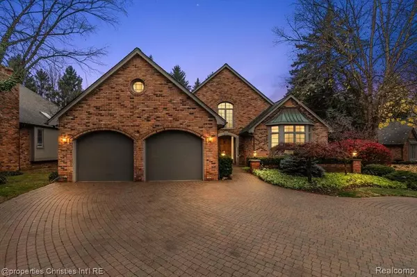 Bloomfield Hills, MI 48304,5579 Pine Brooke Court