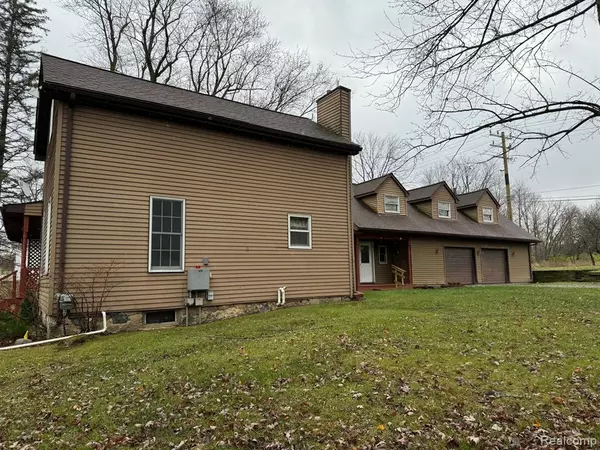 Metamora, MI 48455,163 W HIGH Street