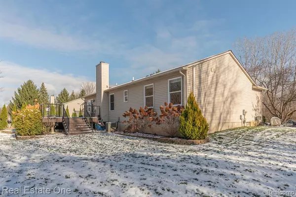 Whitmore Lake, MI 48189,9107 POSEY Drive