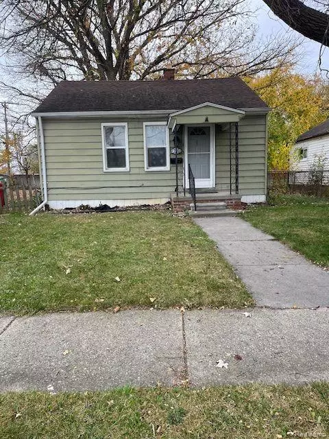 22642 PETERSBURG Avenue, Eastpointe, MI 48021