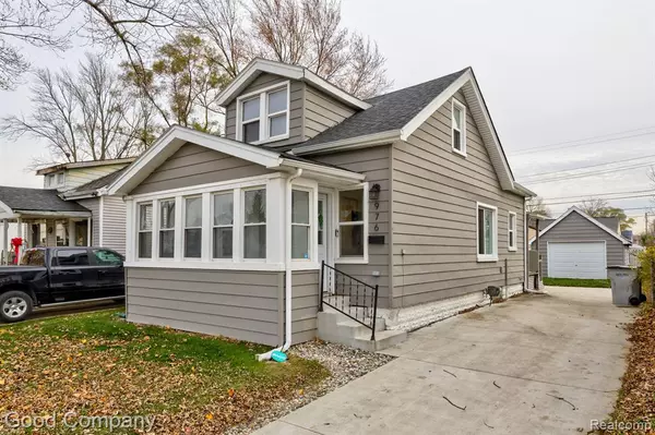 Hazel Park, MI 48030,976 E COY Avenue