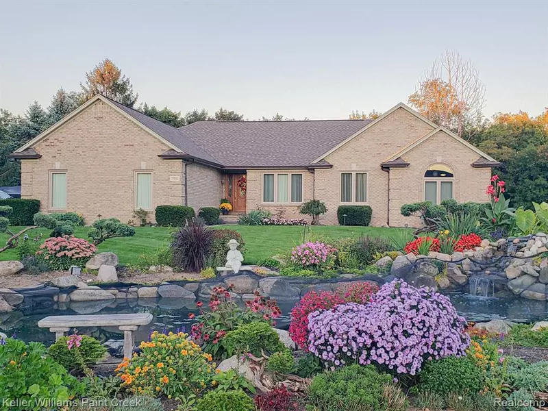 751 BRISTOL Lane, Clarkston, MI 48348