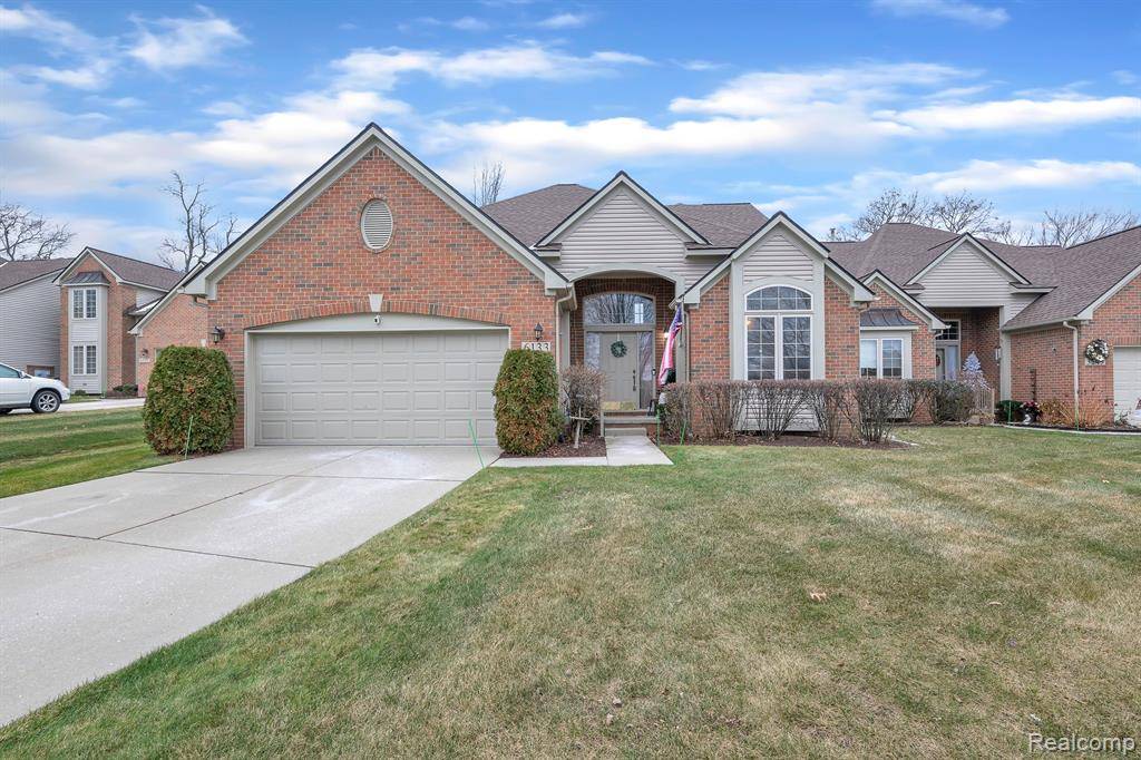 6133 LOCHMORE Drive, Commerce Twp, MI 48382