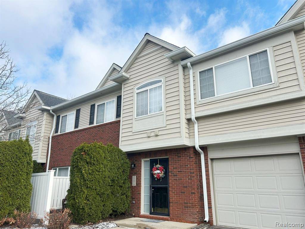 23074 FAIRLANE Boulevard, Woodhaven, MI 48183