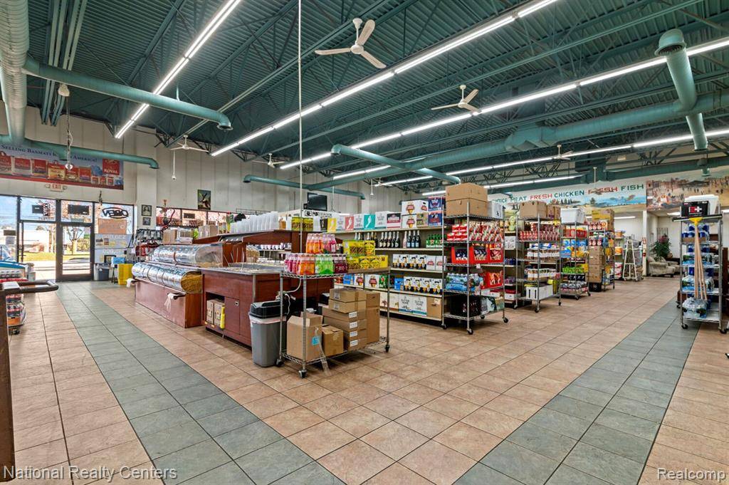 Sterling Heights, MI 48310,37821 Mound Rd