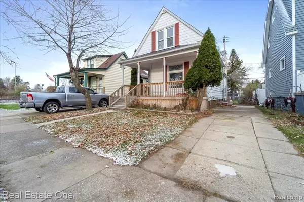 Wyandotte, MI 48192,618 WALNUT Street