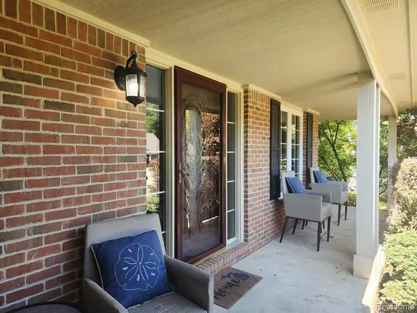 Howell, MI 48843,158 FAIRHILL Way