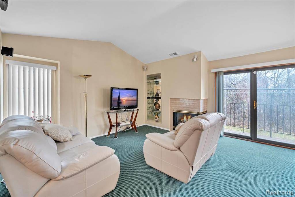 Lathrup Village, MI 48076,27450 EVERGREEN Road