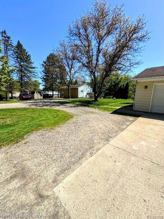 Howell, MI 48843,1875 GRAY Road