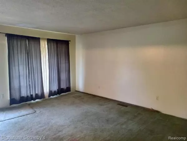 Detroit, MI 48238,8240 DESOTO Street