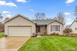 6377 LORAINE Street, Romulus, MI 48174