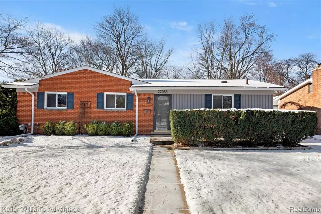 Farmington Hills, MI 48336,22085 TREDWELL Avenue