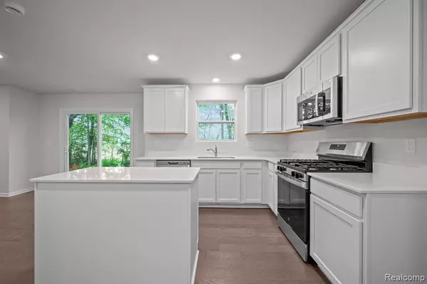 Van Buren, MI 48111,14213 OLD OAK Trail