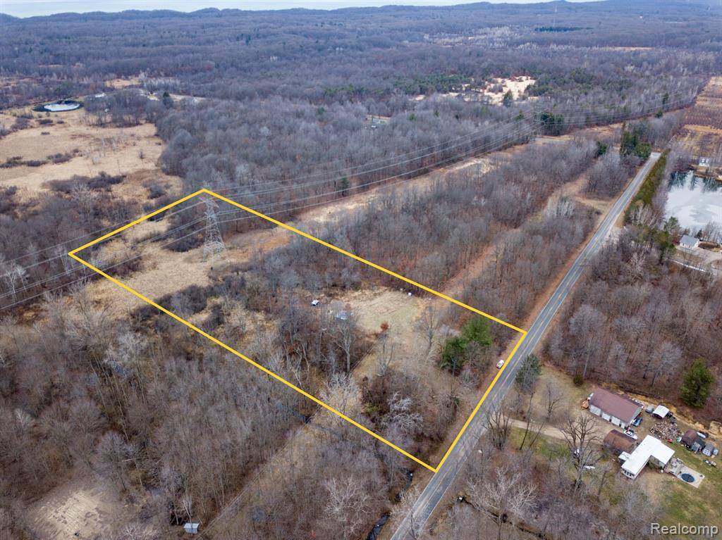 Covert, MI 49043,39050 78TH Street