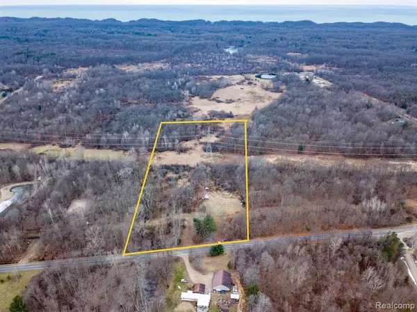 39050 78TH Street, Covert, MI 49043