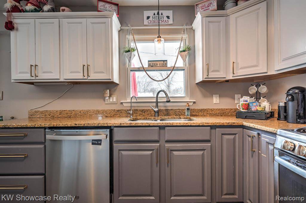Highland, MI 48356,2959 TES Drive