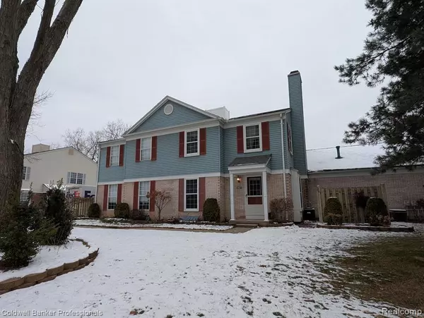 24627 LAKE MEADOW Drive, Harrison Township, MI