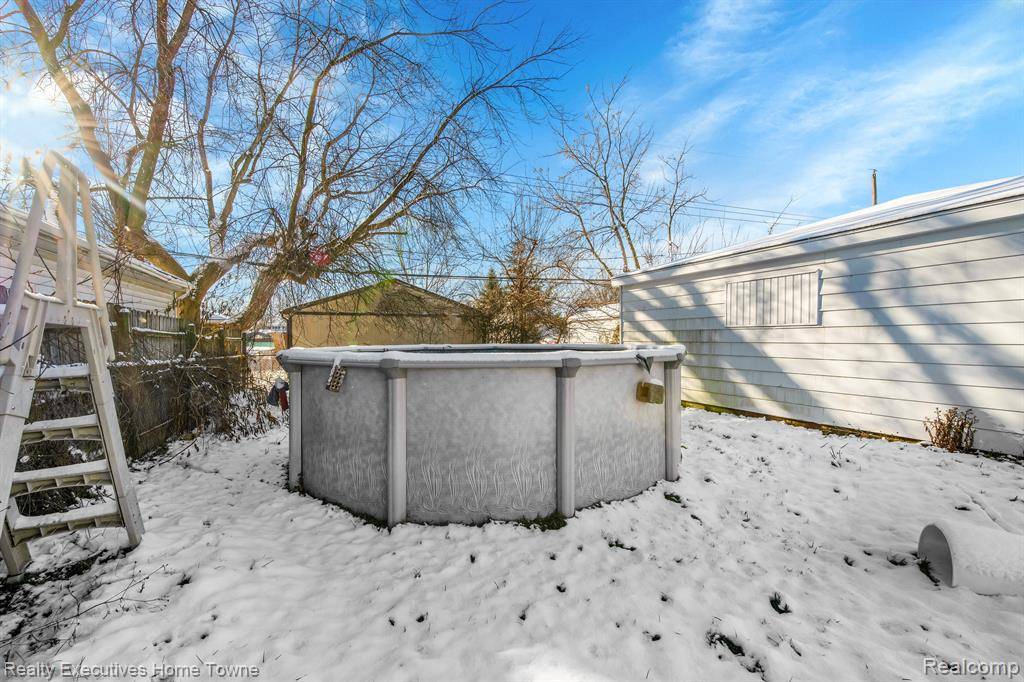 Clinton Twp, MI 48035,20224 WEBSTER Street