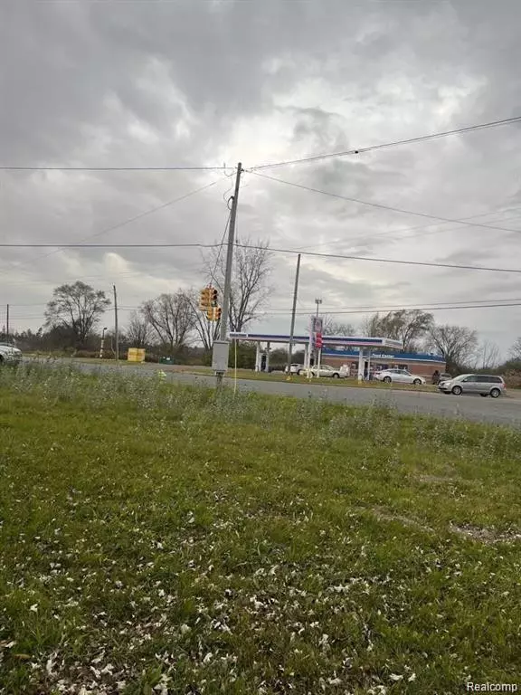 Saginaw, MI 48601,2105 WILLIAMSON Road