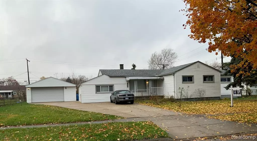 Dearborn Heights, MI 48127,6327 KINMORE Street