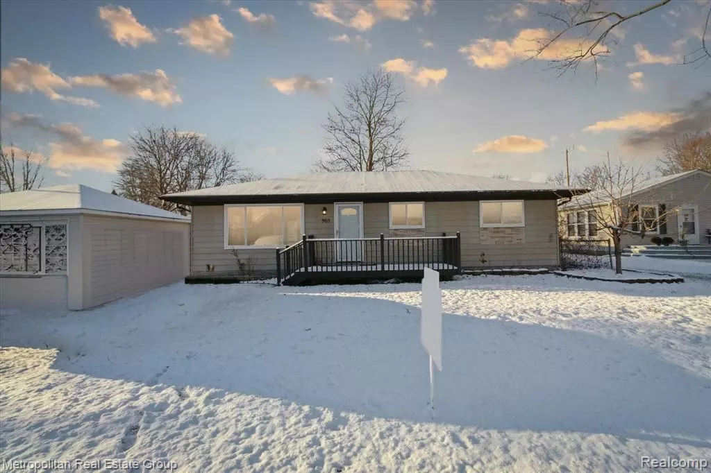 Algonac, MI 48001,965 COLUMBIA Street