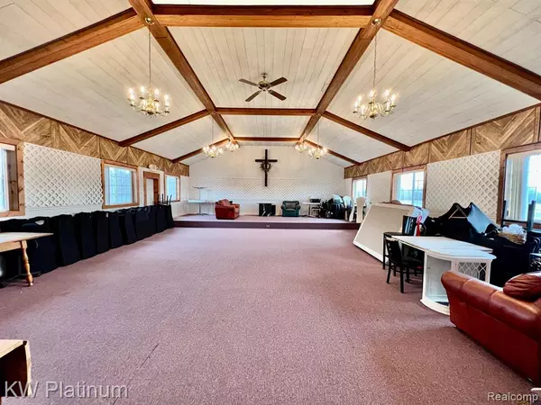 China, MI,5757 Indian Trail