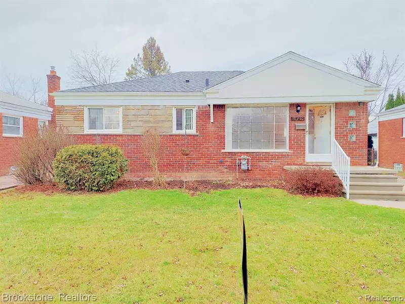 18250 STEPHENS Drive, Eastpointe, MI 48021