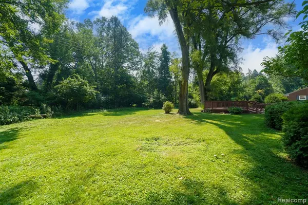 Franklin, MI 48025,32620 INKSTER Road