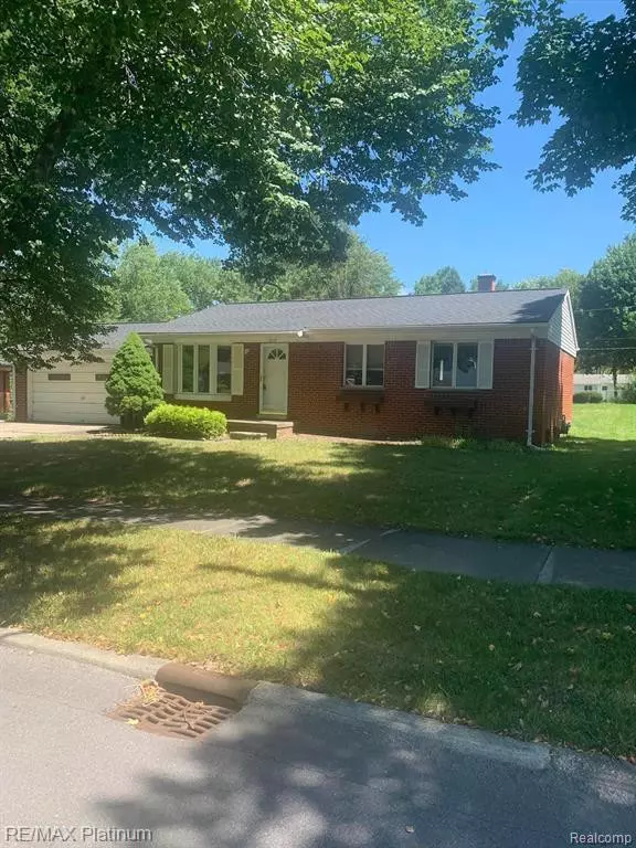 3315 Fernwood Avenue, Ann Arbor, MI 48108