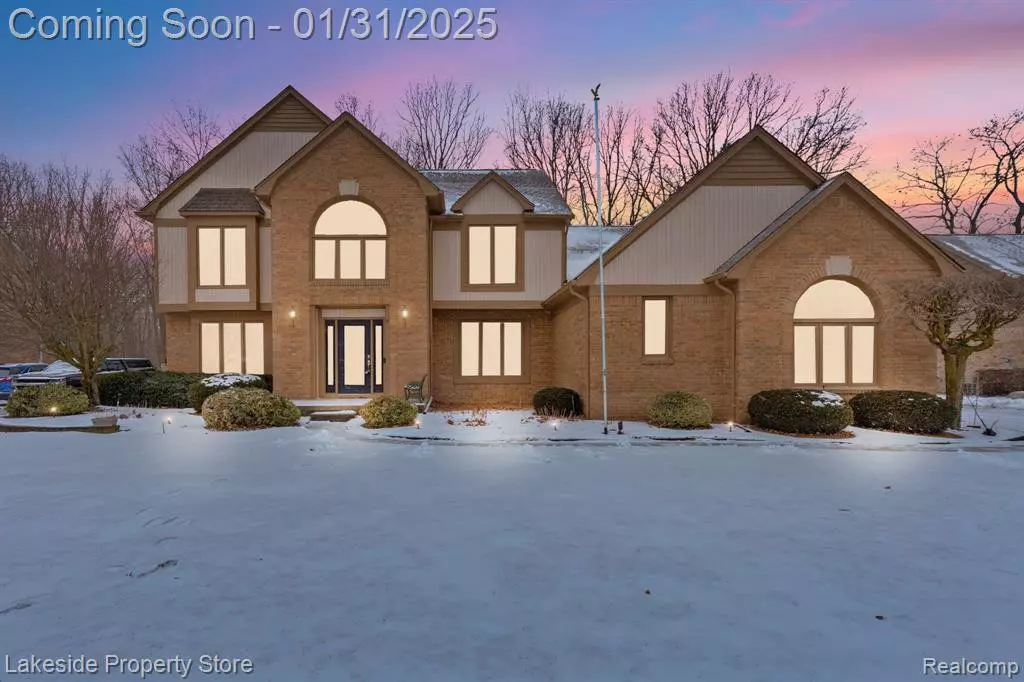 Shelby Twp, MI 48315,54599 NOTTINGHAM Lane