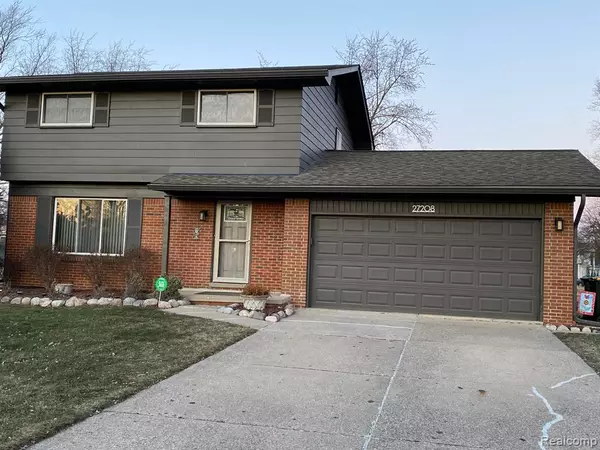 27208 HYSTONE Drive, Farmington Hills, MI 48334