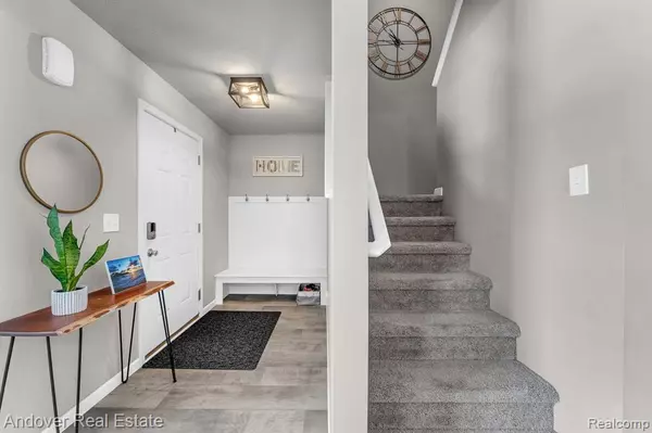 Hudsonville, MI 49426,4955 MEADOW BROWN Drive