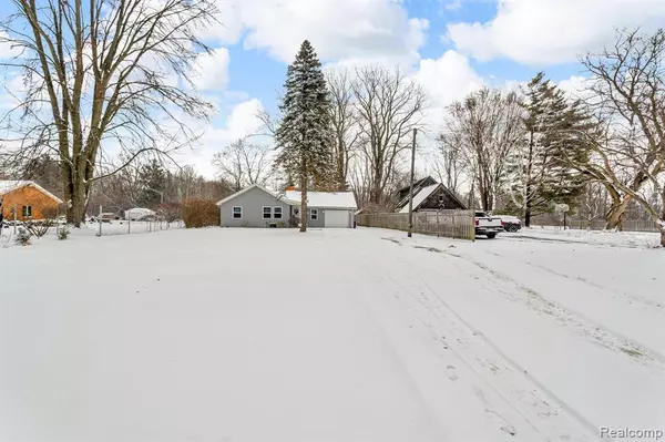 Marysville, MI 48040,557 MICHIGAN Avenue