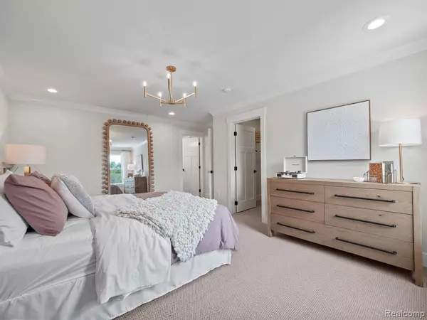 Ann Arbor, MI 48105,4763 CURTIS Road