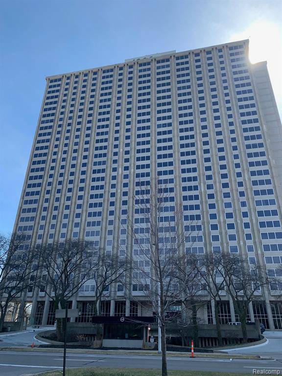 1300 E LAFAYETTE Street, Detroit, MI 48207