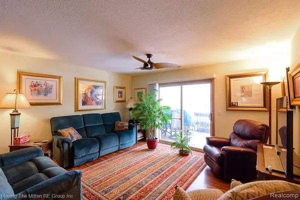 Belleville, MI 48111,45912 PURPLE SAGE