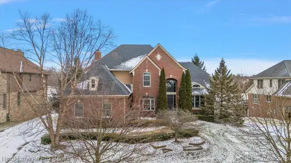 18626 Marble Head Drive, Northville, MI 48168