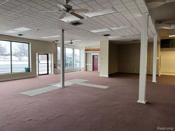 Dearborn, MI 48128,2000 N TELEGRAPH Road