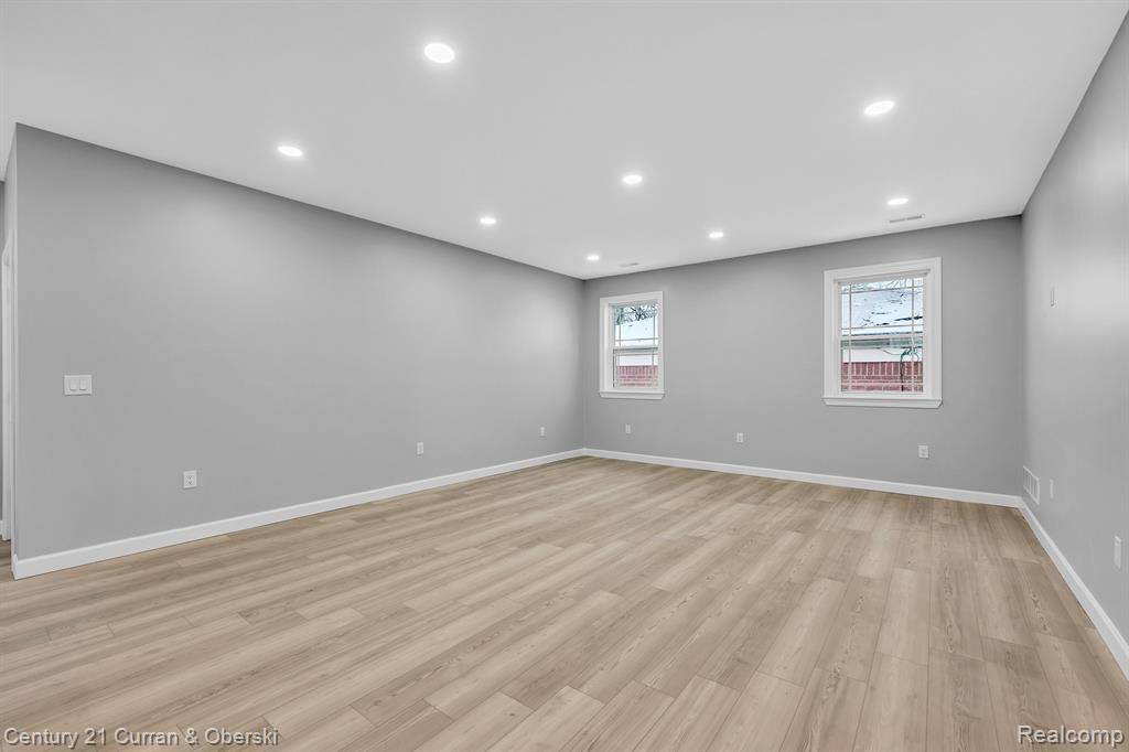 Dearborn Heights, MI 48125,4456 Monroe Street