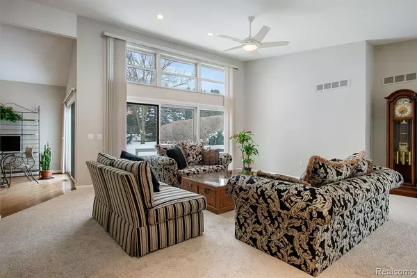 Troy, MI 48098,2056 SUNDEW Drive