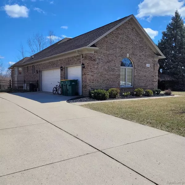 Rockwood, MI,32851 ADAM BROWN Drive