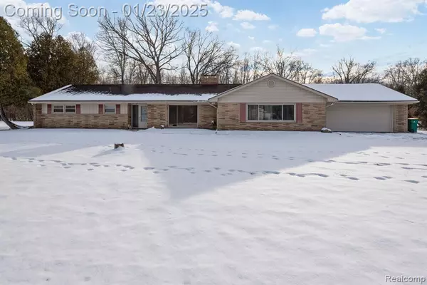 23369 GLENCREEK Drive, Farmington Hills, MI 48336